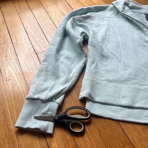 Sweaty Betty Size XS Pearl Blue Nestle Up Half Zip Pullover Sweatshirt - Picture 7 of 16